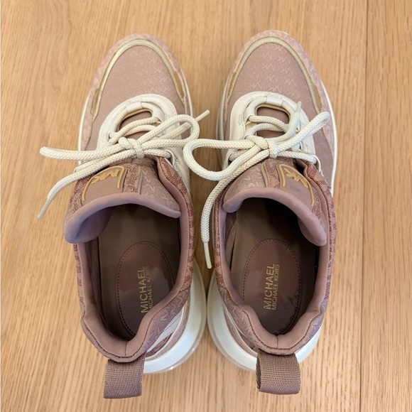 Michael Kors Women's Olympia two tone logo trainers pink platform sneakers - Picture 5 of 7